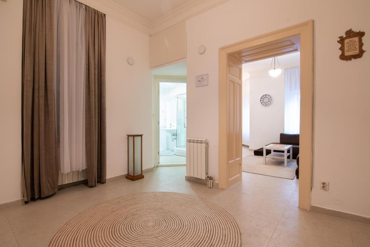 Sweet House Republic Apartamento Belgrado Exterior foto