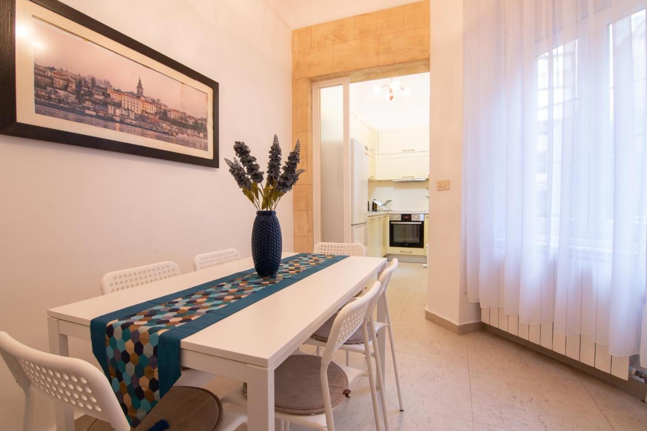 Sweet House Republic Apartamento Belgrado Exterior foto